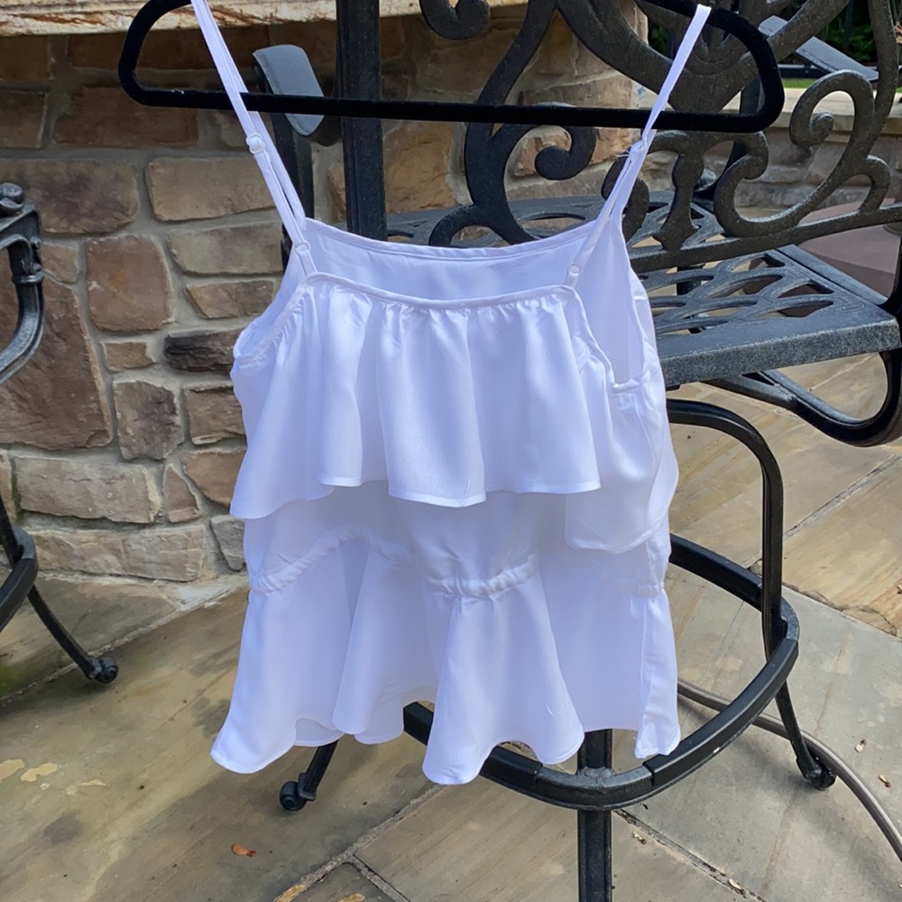 ASOS 🔥 NWT White Tier Camisole Sz 2